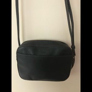 NWOT Fossil leather crossbody bag